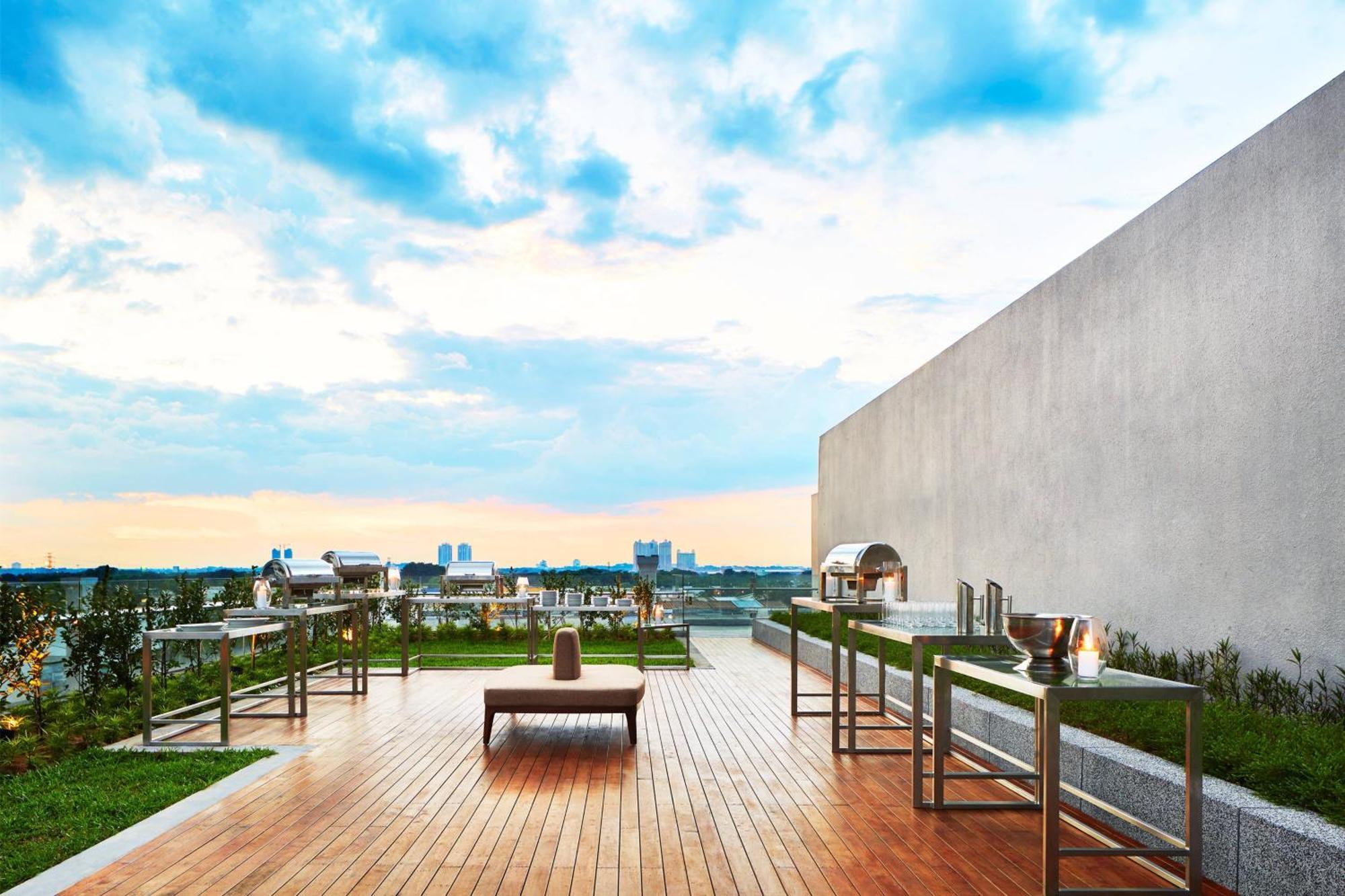 Four Points By Sheraton Пучонг Экстерьер фото